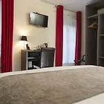 Aston 3* פריז