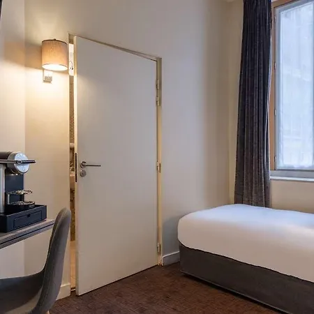 Aston Hotel 3*