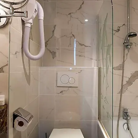 Aston Hotel Parigi