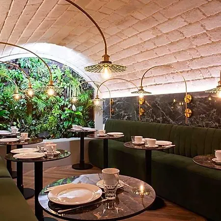 Hotel Aston Parigi