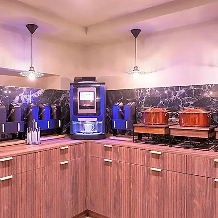 Hotel Aston 3*