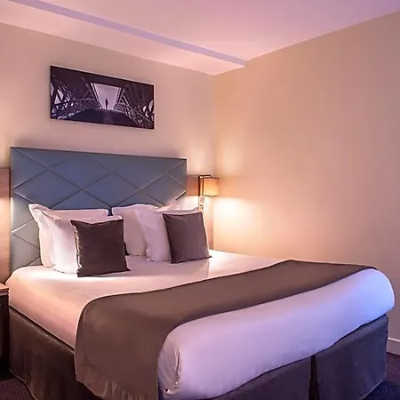 Aston Hotel 3*