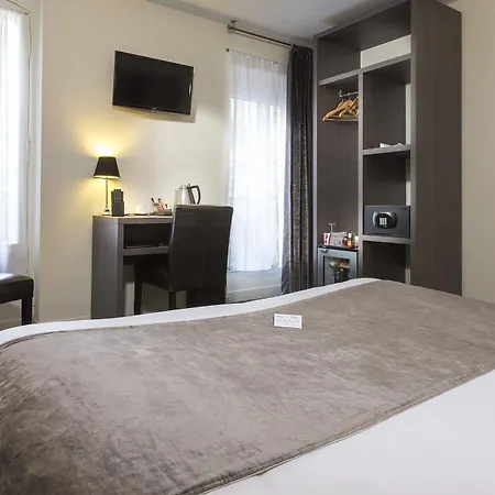 Aston Hotel 3*