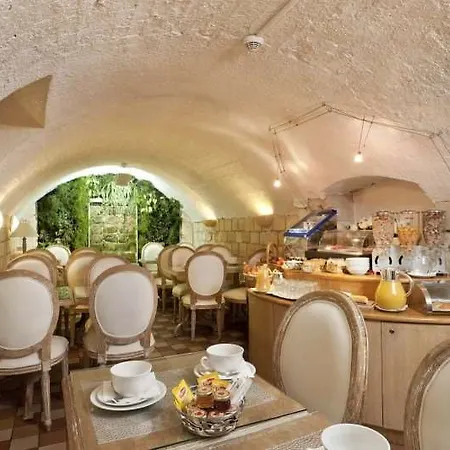 Hotel Aston 3*