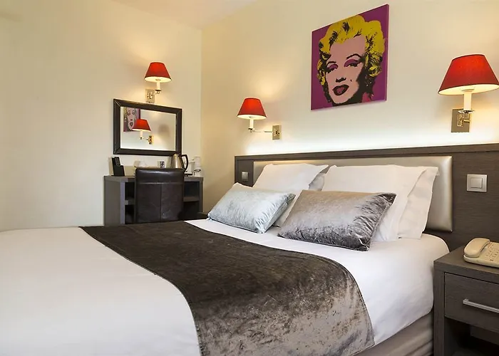 Aston ホテル パリ